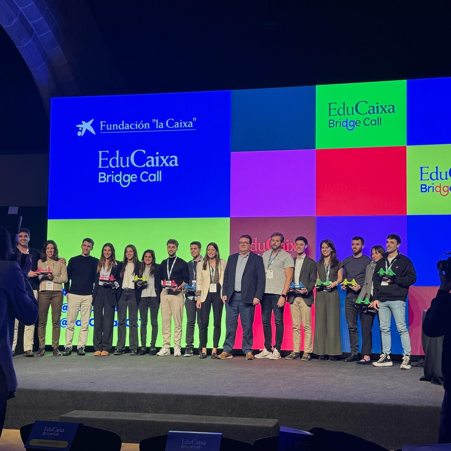 Equipo galardonado en el EduCaixa Bridge Call 2023.